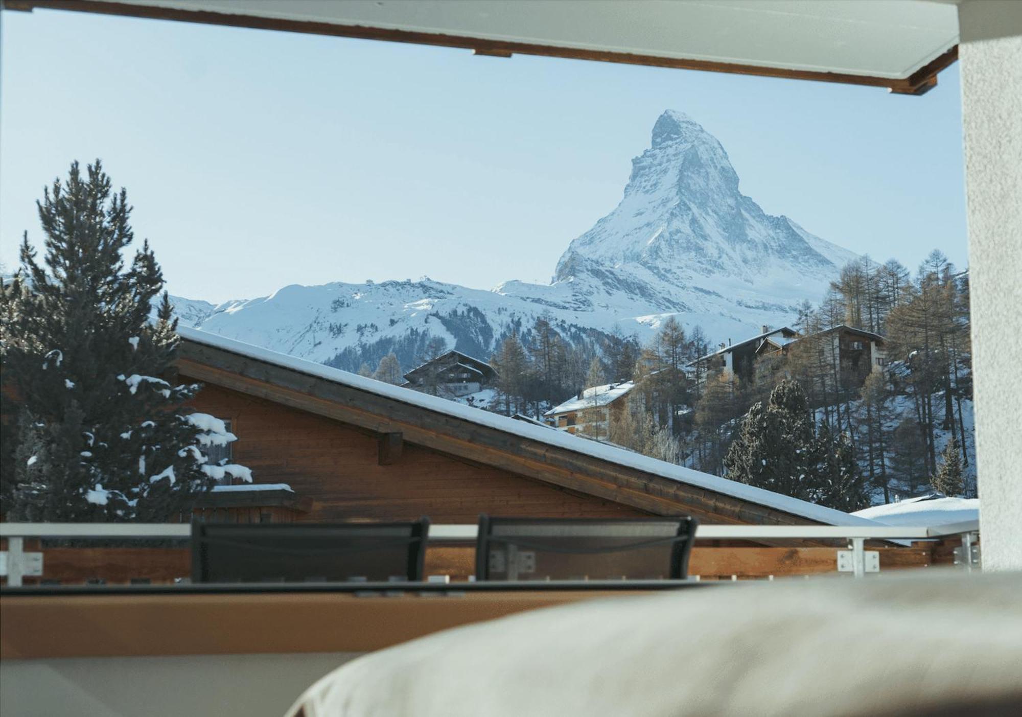 Hotel Jaegerhof Zermatt Exterior photo